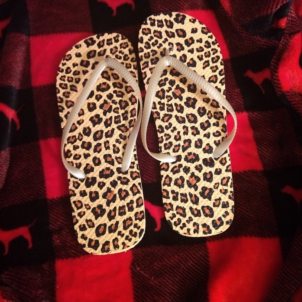 Leopard print sandals